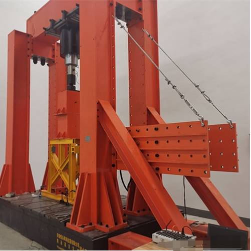 10000KN 長(zhǎng)柱壓力試驗(yàn)系統(tǒng)1.png