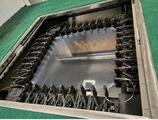 1677635126750851.jpg 膠帶四軸拉伸測(cè)試系統(tǒng)1.jpg